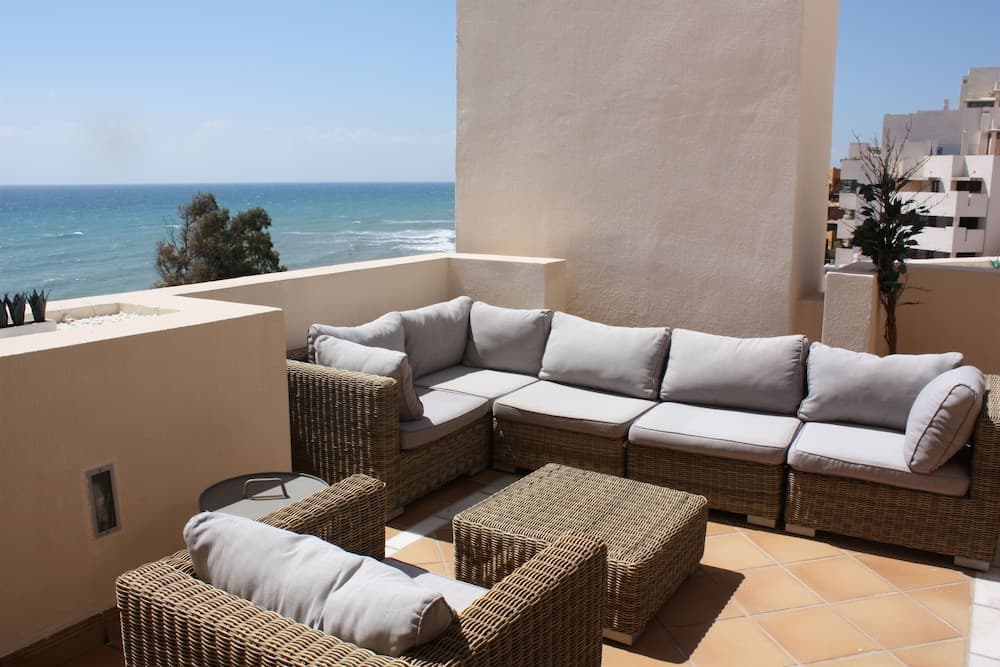 Frontline Penthouse With Private Pool