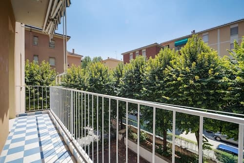 Sant'Orsola Colorful Huge Apartment