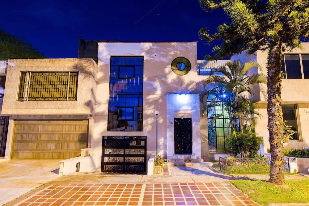 Ayenda 1411 Caney Sede Ingenio