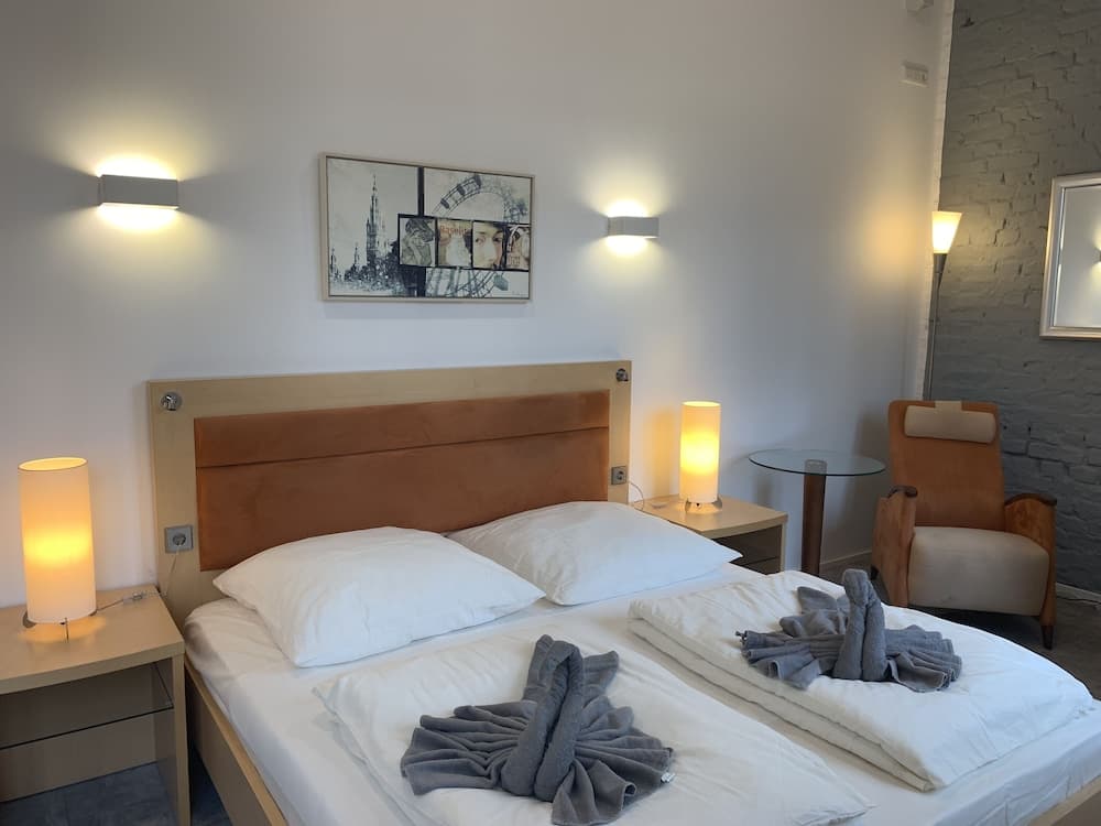 Lovely Rooms Next to the Trainstation WG