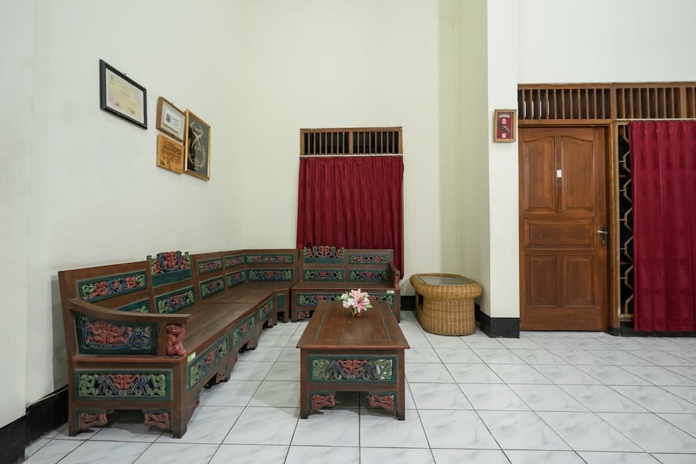 Lobi oturma alanı