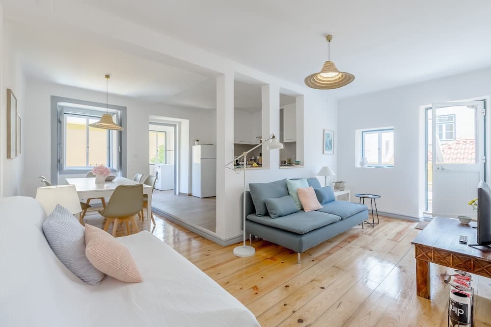 Alfama, Bright Spacious W/ Terrace Apartment, By TimeCooler