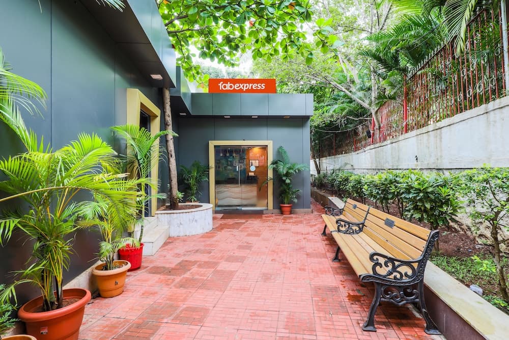 FabHotel Bliss Executive