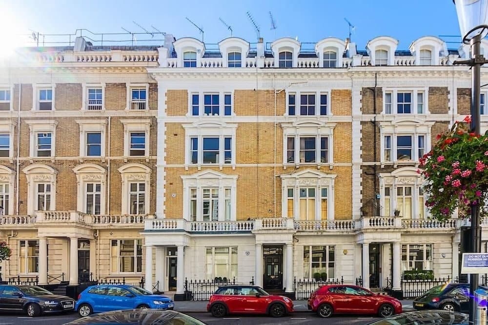 Bright stylish Nott Hill apart sleeps 6