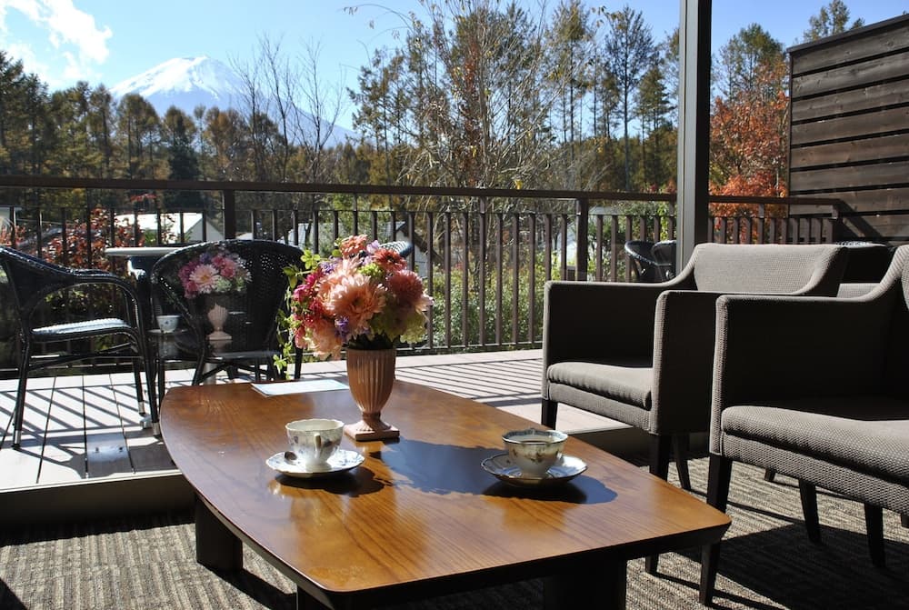 Lobi dinlenme salonu