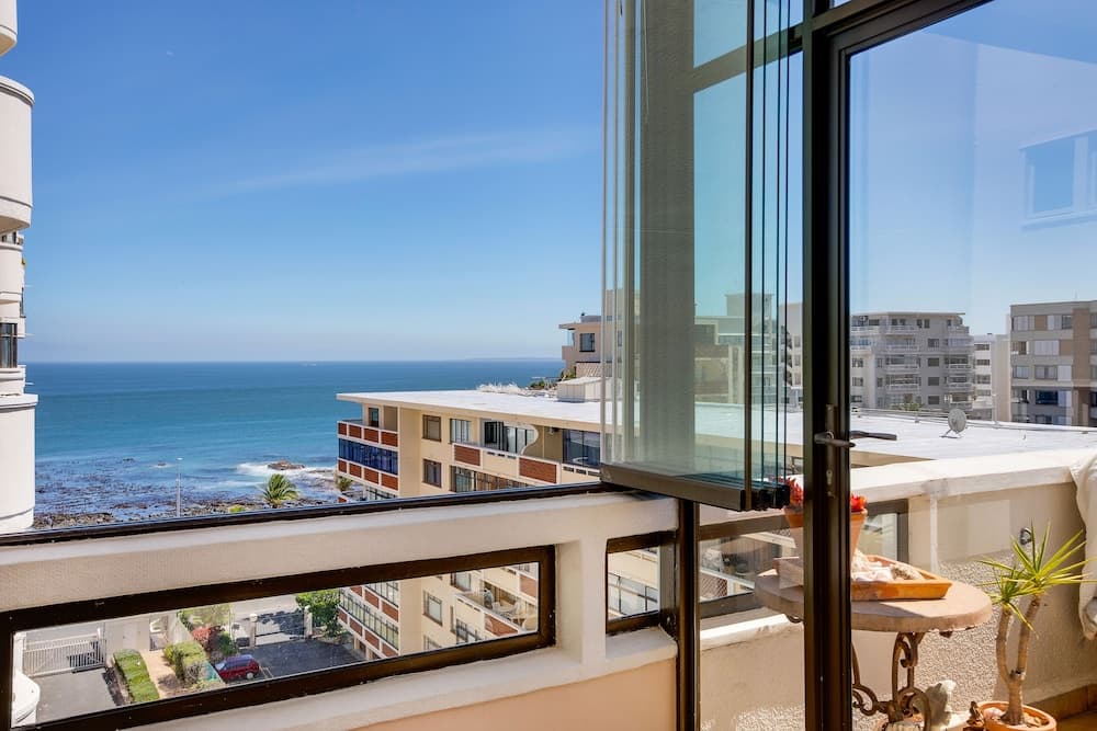 Kingsgate Penthouse 54