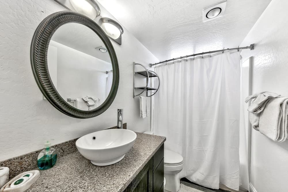 Mv17 Amazing Lake View & Spacious 2 Bedroom Ski Cabin With Hot Tub