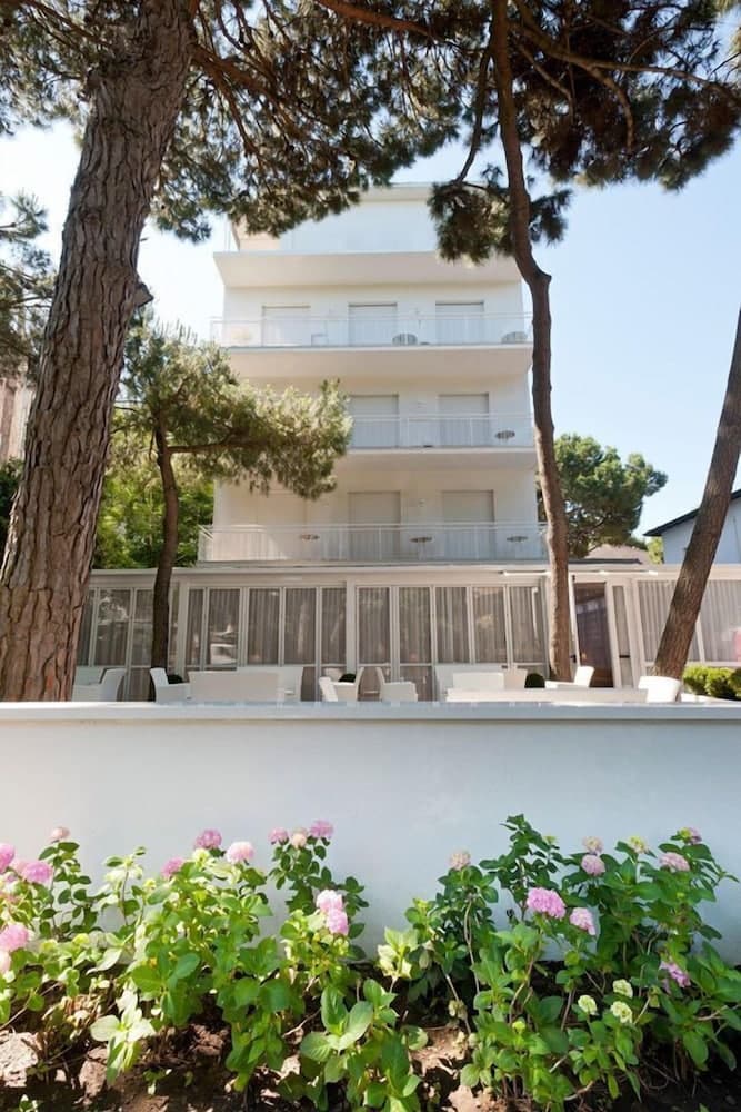 Konaklama yerinin ön cephesi