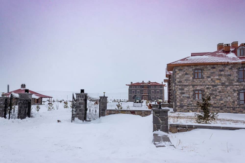 Lake Cildir Lodge