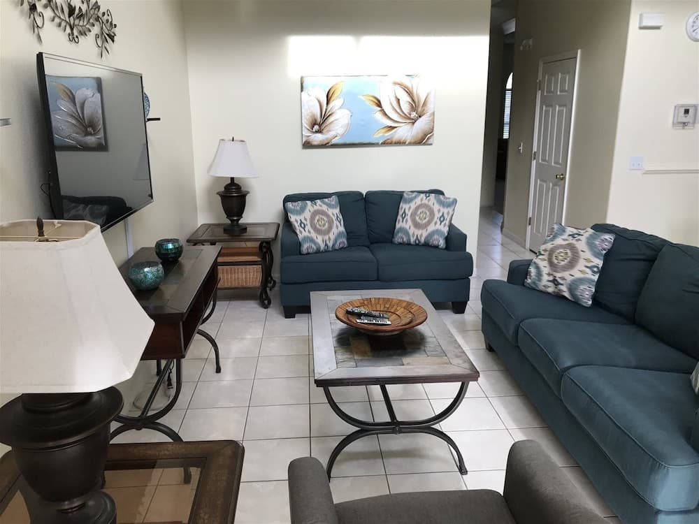 7 Bedroom Home With Private Screened Pool Spa Gameroom and 2 Master Suites by Florida Dream Homes