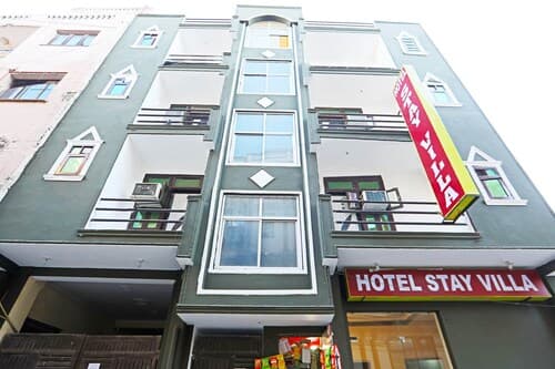 Capital O 29375 Hotel Rainbow Villa
