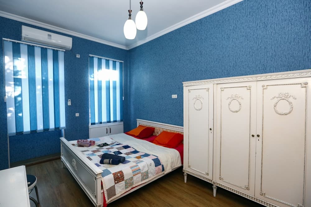 1 Bedroom Apartment near Sulfur Baths