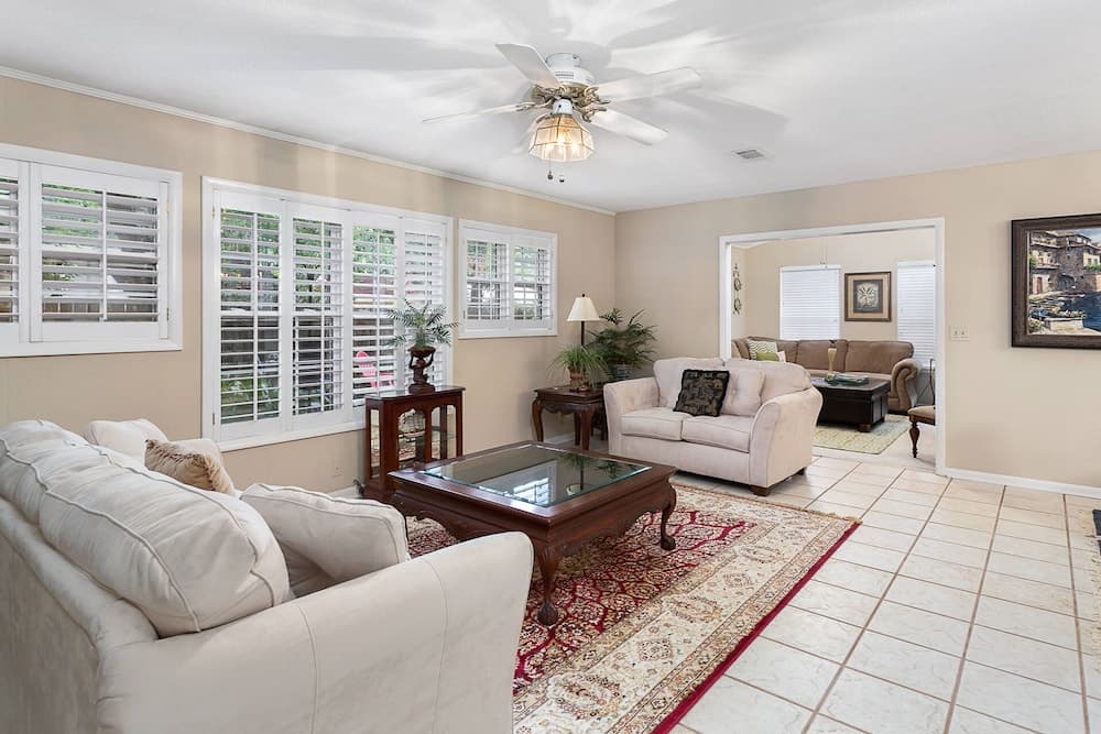 11908 Old Demere Rd by Hodnett Cooper