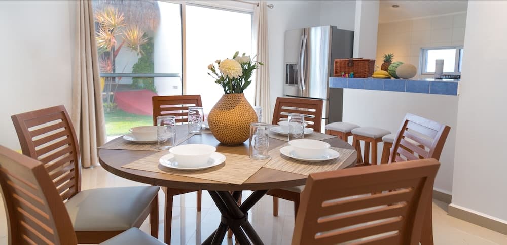 Delightful Lagoon front Villa at hotel zone