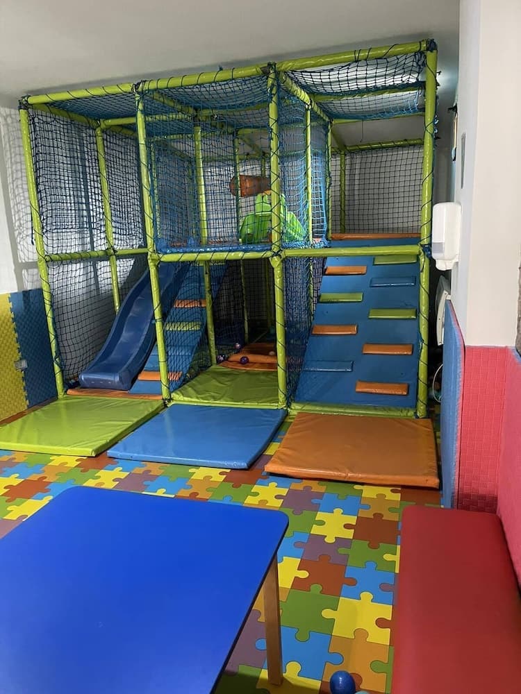 Atari salonu