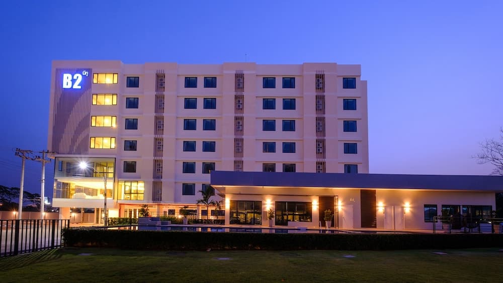 B2 Korat Premier Hotel