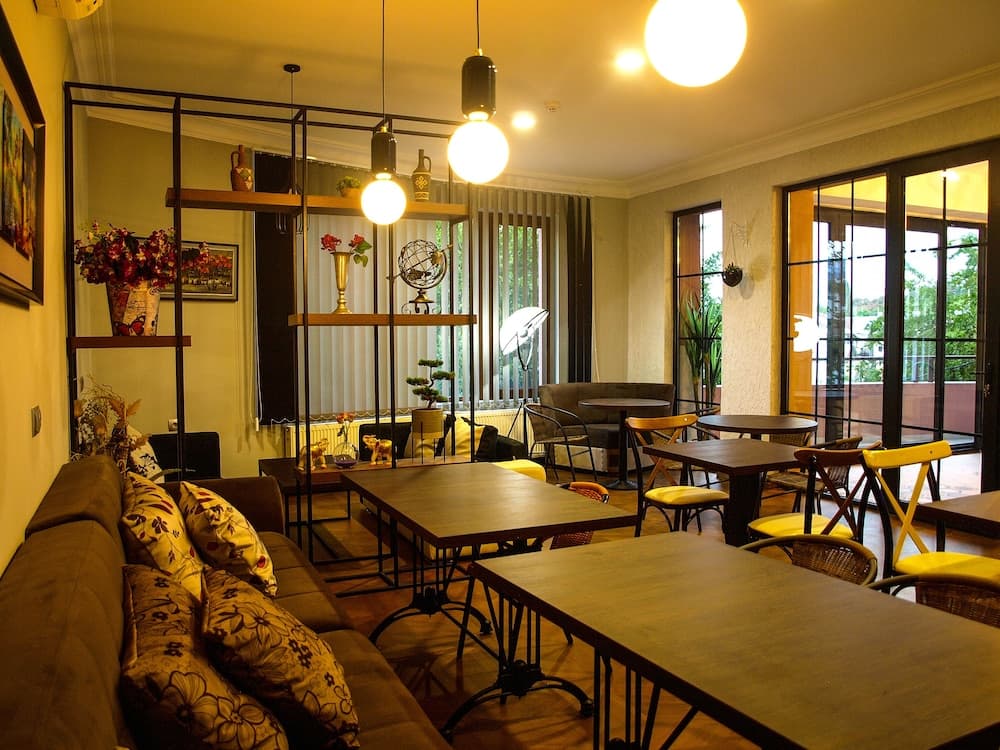 Lobi dinlenme salonu