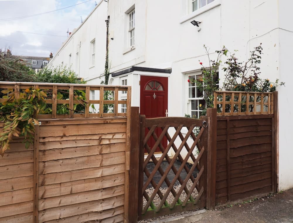 Konaklama yerinin ön cephesi