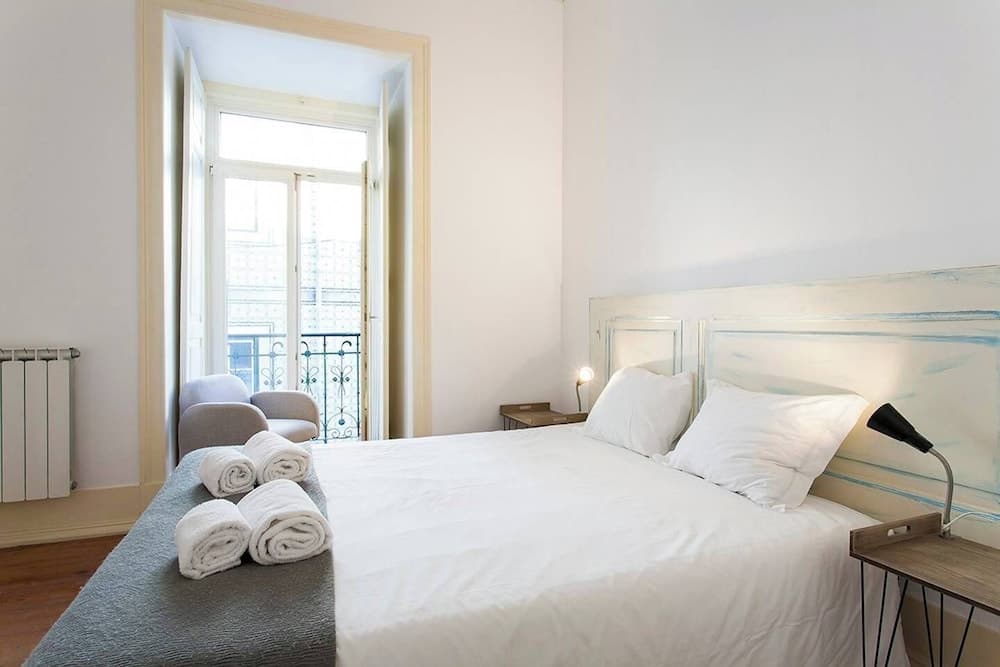 JOIVY Marvelous 3-bed home w/astonishing view&terrace, nearby St George Castle