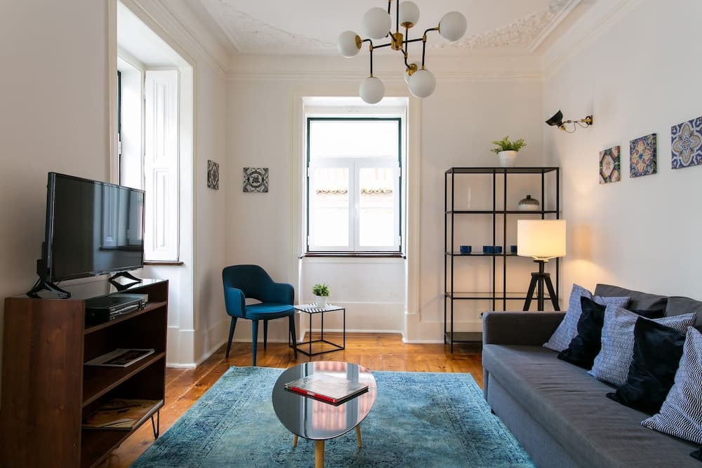 JOIVY Splendid 2BR flat in Bairro Alto, nearby Luís de Camões Sq.