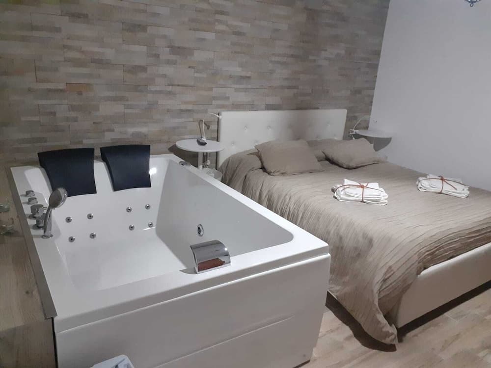 Le Tre Meraviglie a 200m Dal Mare