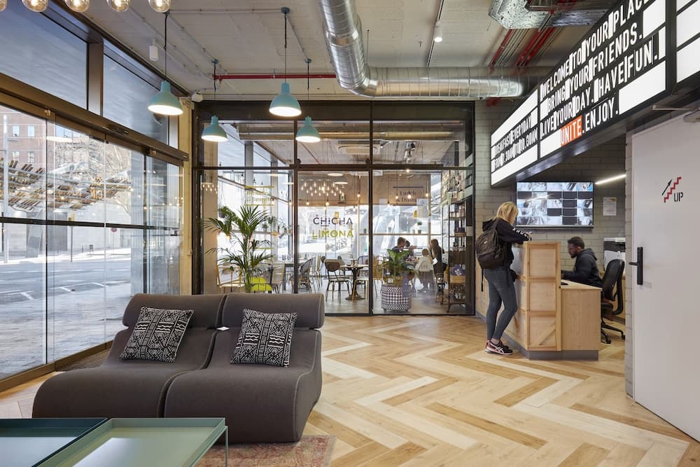 Giriş/çıkış büfesi