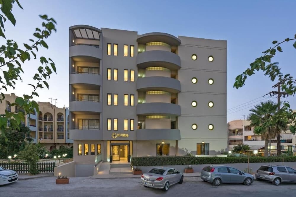 Icarus Suite Apartments