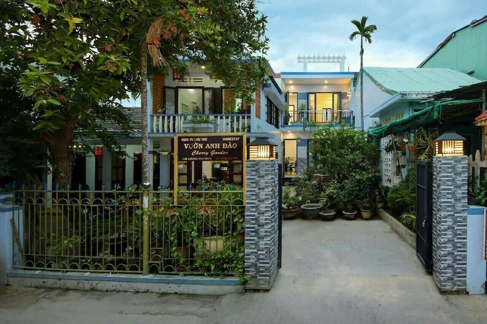 Cherry Garden Homestay