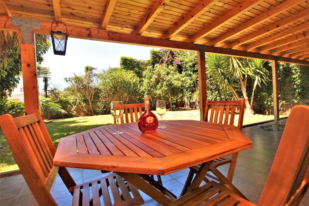 Apartment With Very Big Garden Near Beach