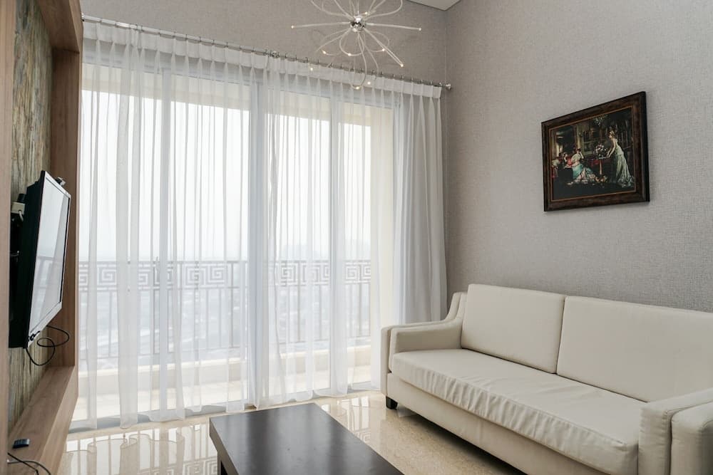 Fabulous 2BR Lucky Tower Apartment