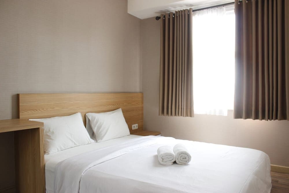Private 1BR Apartment Parahyangan Residence With Mountain View