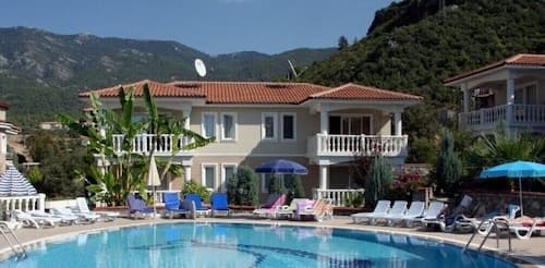 Villa TH09 by JoyLettings