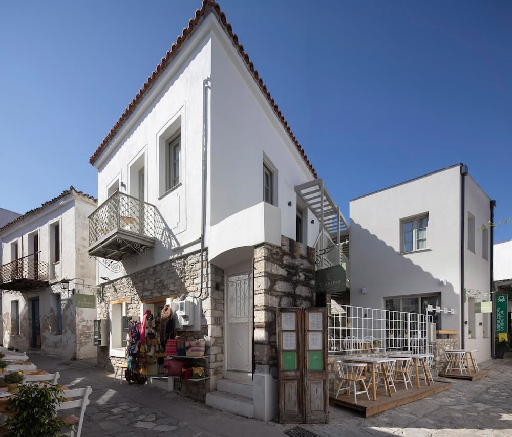 l anima boutique suites