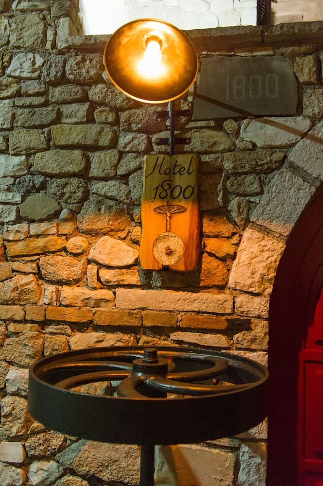 Small Luxury Hotel 1800