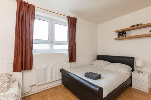 Tower Bridge Accommodation - 1
