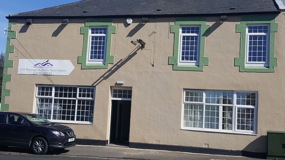 Old Barrington Arms Apartments