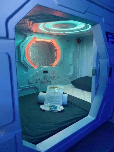 Capsule inn Bali
