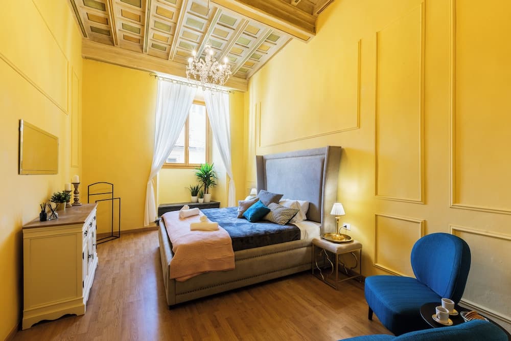 A Florence Palace - 4 Bedroom Apt - Santa Croce