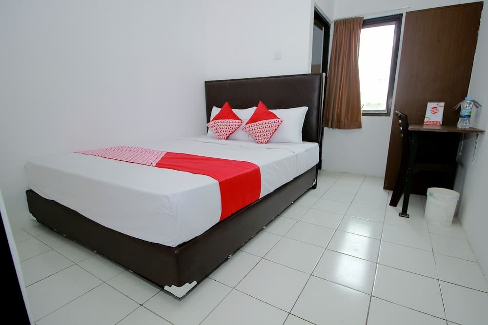 Super OYO 1678 Jati Exclusive Homestay