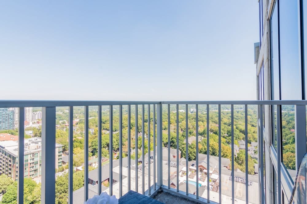 CHIC COLLECTION by NOHOTEL on 6th Street