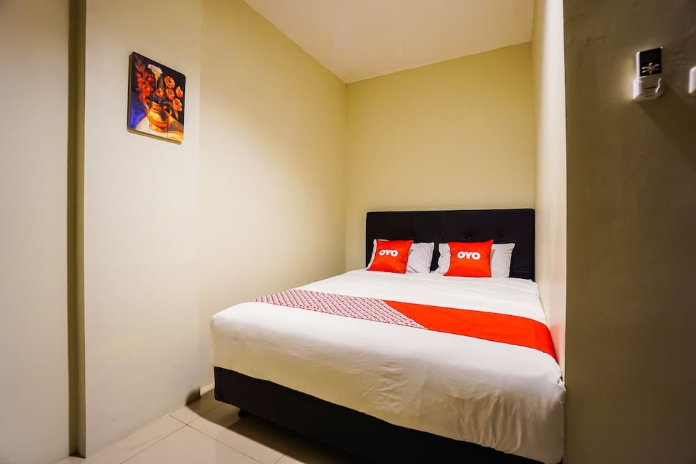 OYO 1769 Rid's Hotel