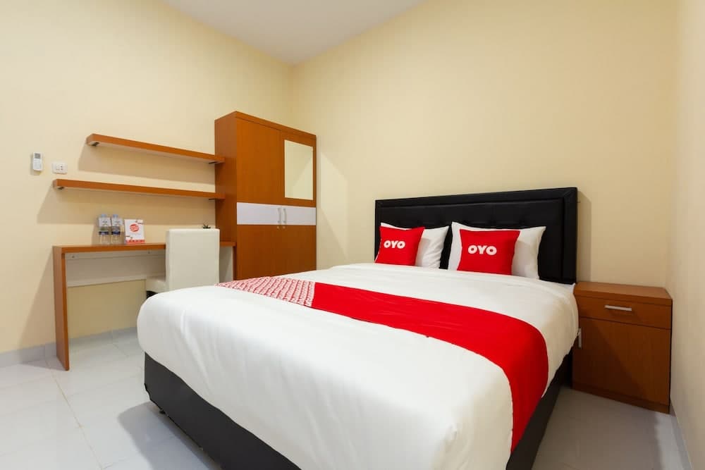 Super OYO 2008 Sellinas Family Residence Syariah