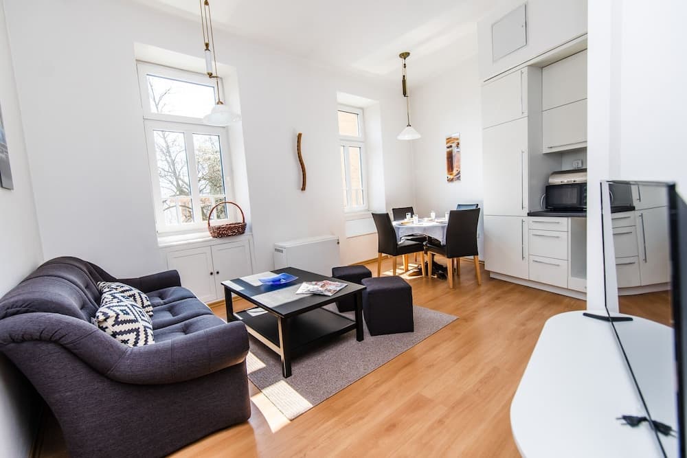 Bright and Modern Duplex in the City Center!