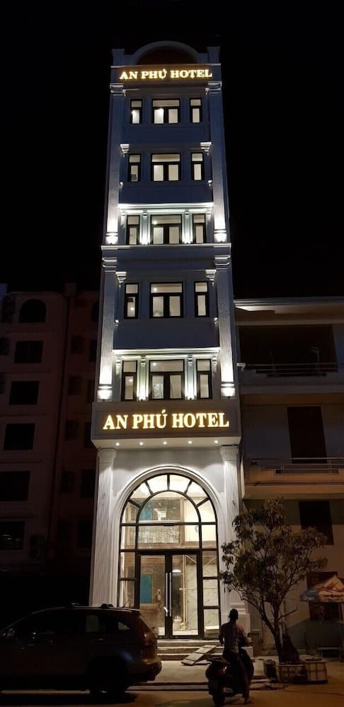 An Phu Ha Long Luxury Hotel