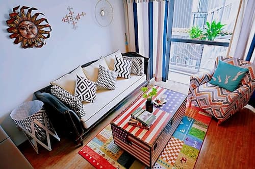 Avatar American Style Large Queen Bed Apartment