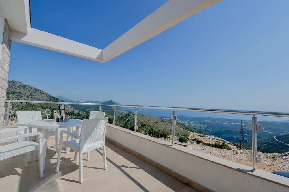 Dubrovnik Sea Views