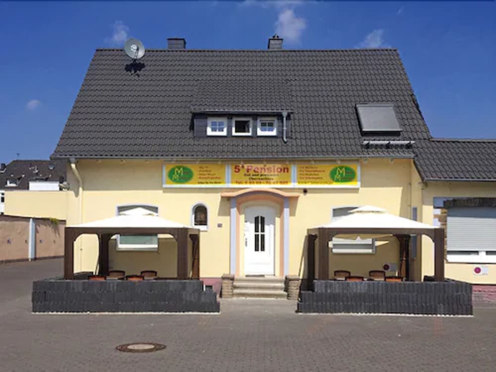 Motel Monteur