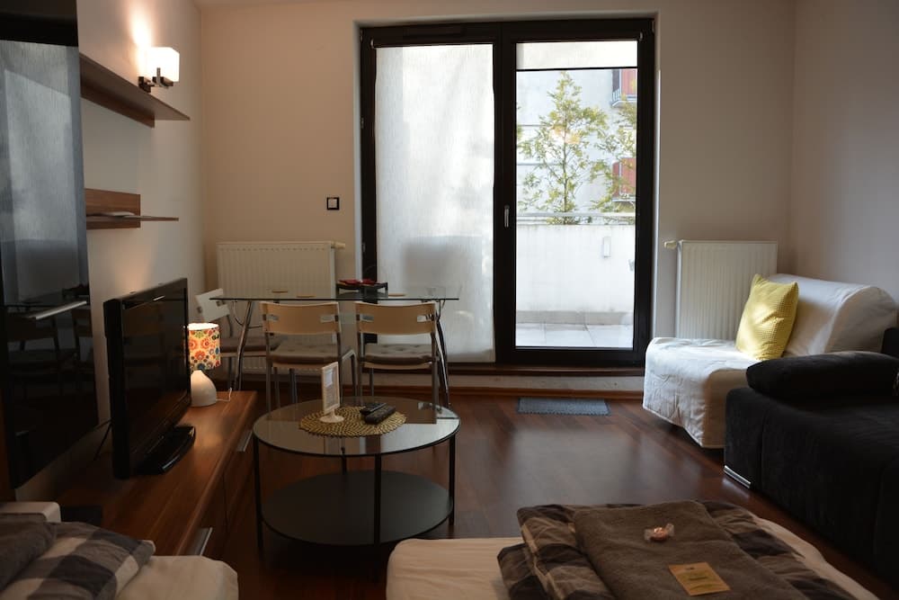 Labo Apartment Towarowa Kercelak