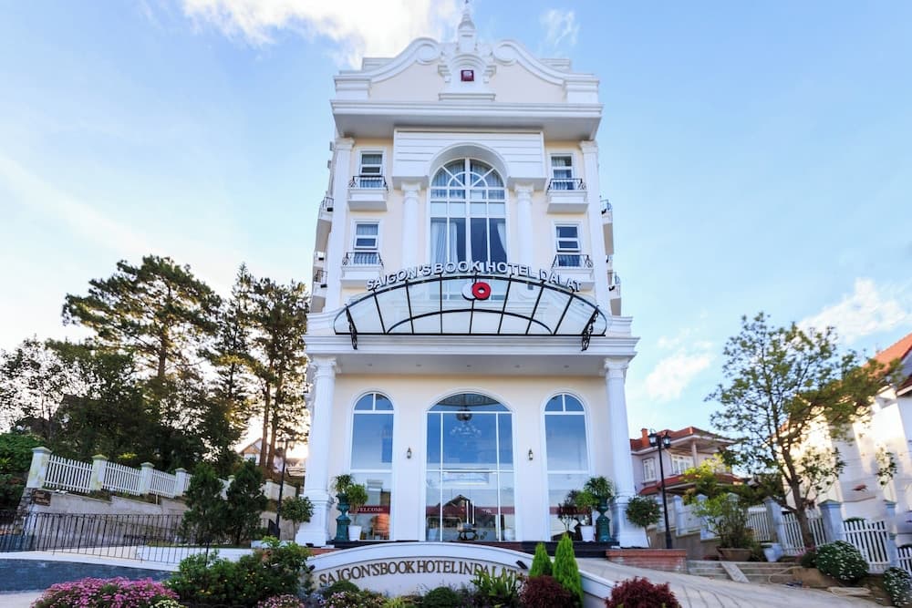 Saigon’s Book Da Lat Hotel