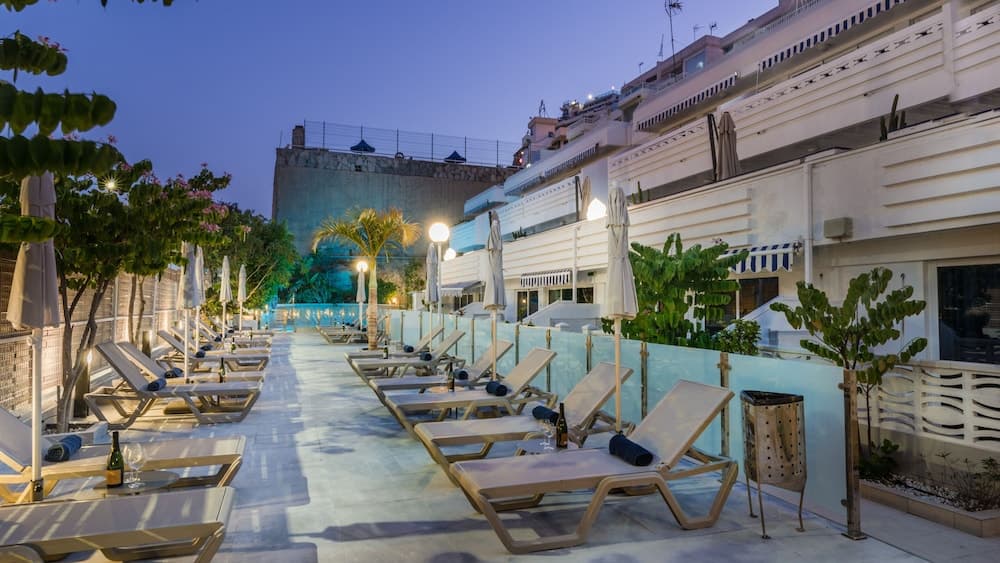 Palm Suites